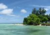 Bersantai di Pantai Ombak Mati